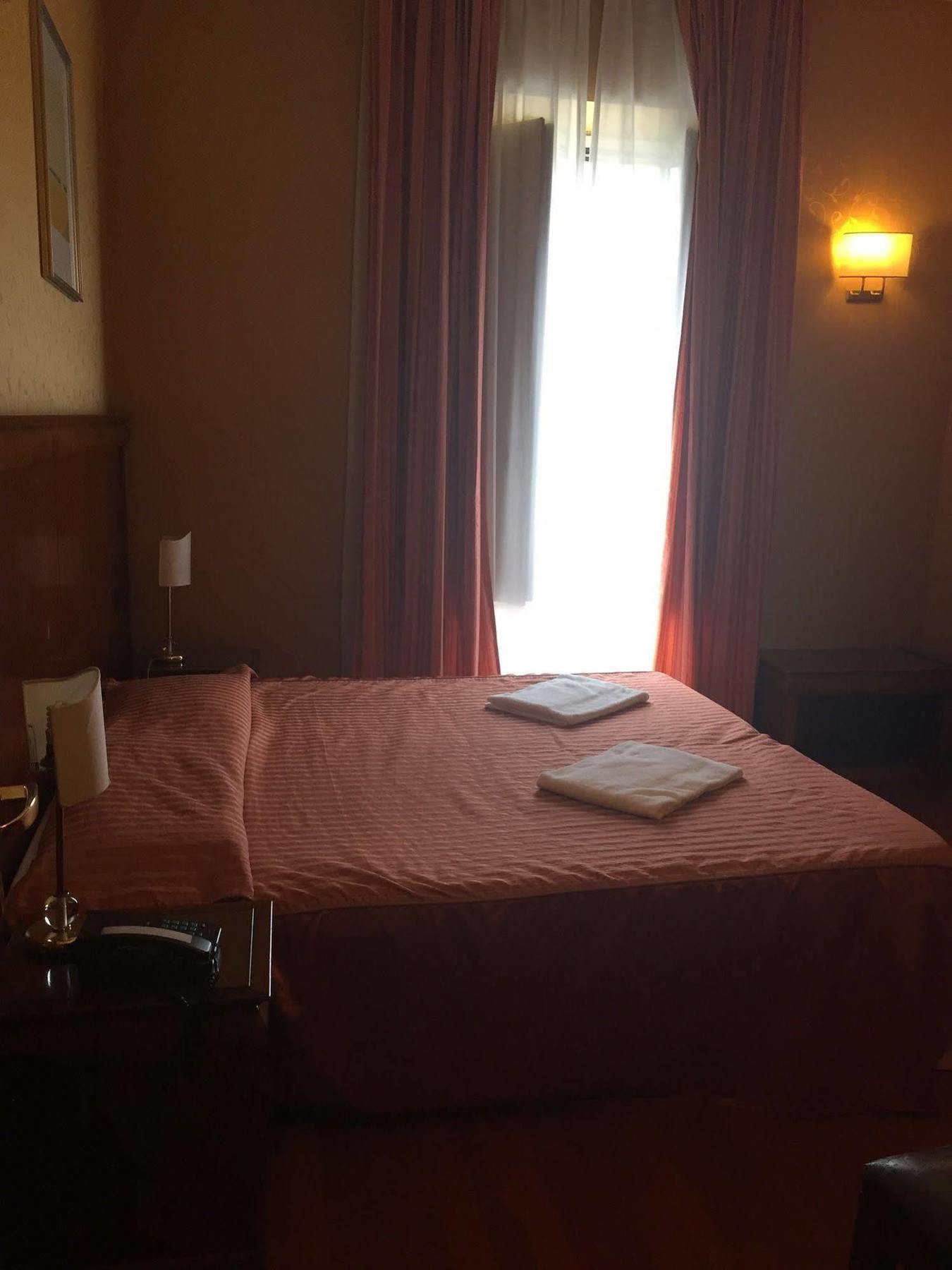 Hotel Divine روما المظهر الخارجي الصورة