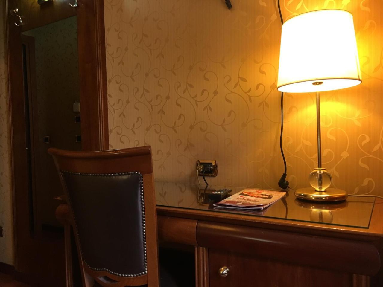Hotel Divine روما المظهر الخارجي الصورة